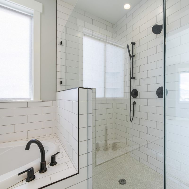 Modern Shower Design with Minimalist Fixtures